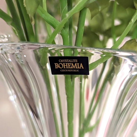 Crystalite Bohemia Crystal Vase - Picture 2 of 2